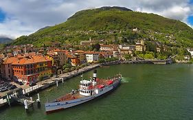 Elegant Historic Large House On Lake Como